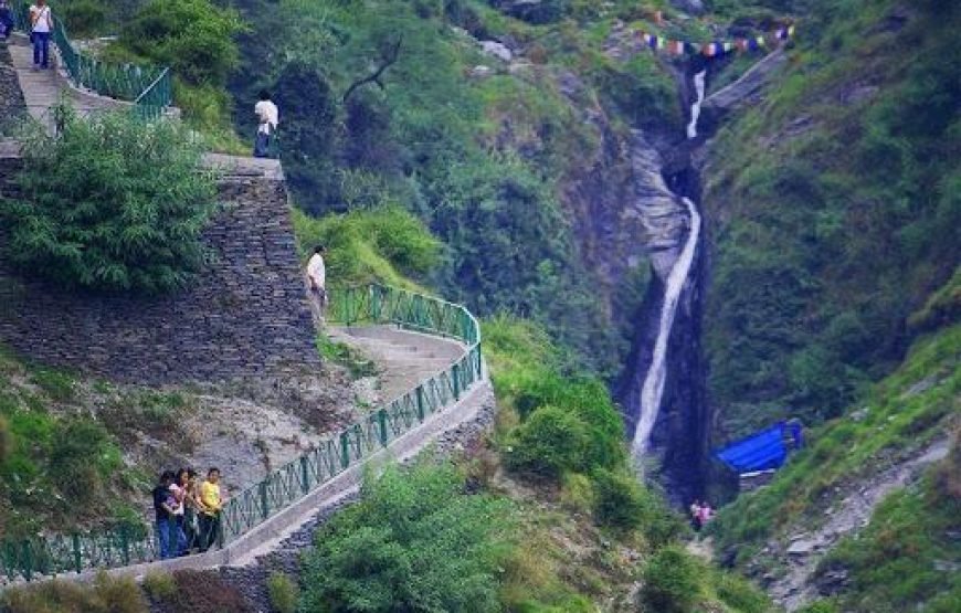 Tosh with Kheerganga Trek